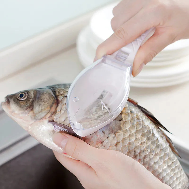 PerspectaaCreative Fish Shaped Scale Scraper