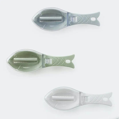 PerspectaaCreative Fish Shaped Scale Scraper